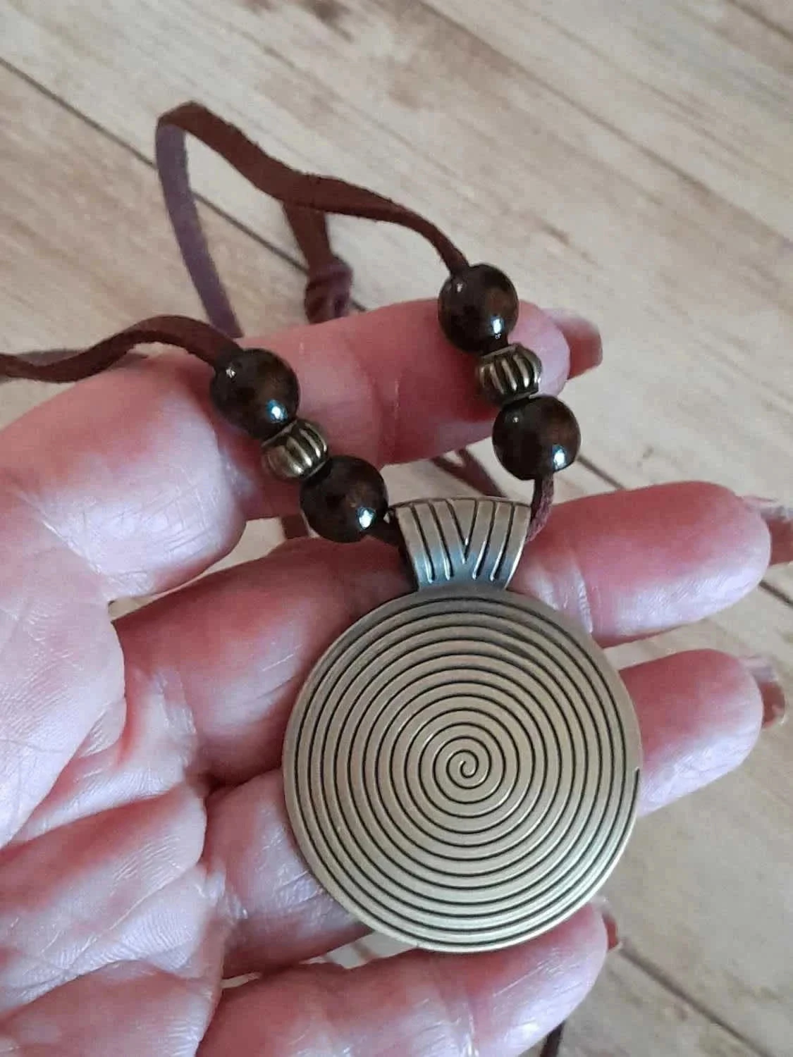 Women's necklace, Ethnic style, gold-tone and brown beads – photo 4